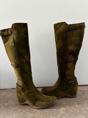 Aquatalia olive khaki green suede boots